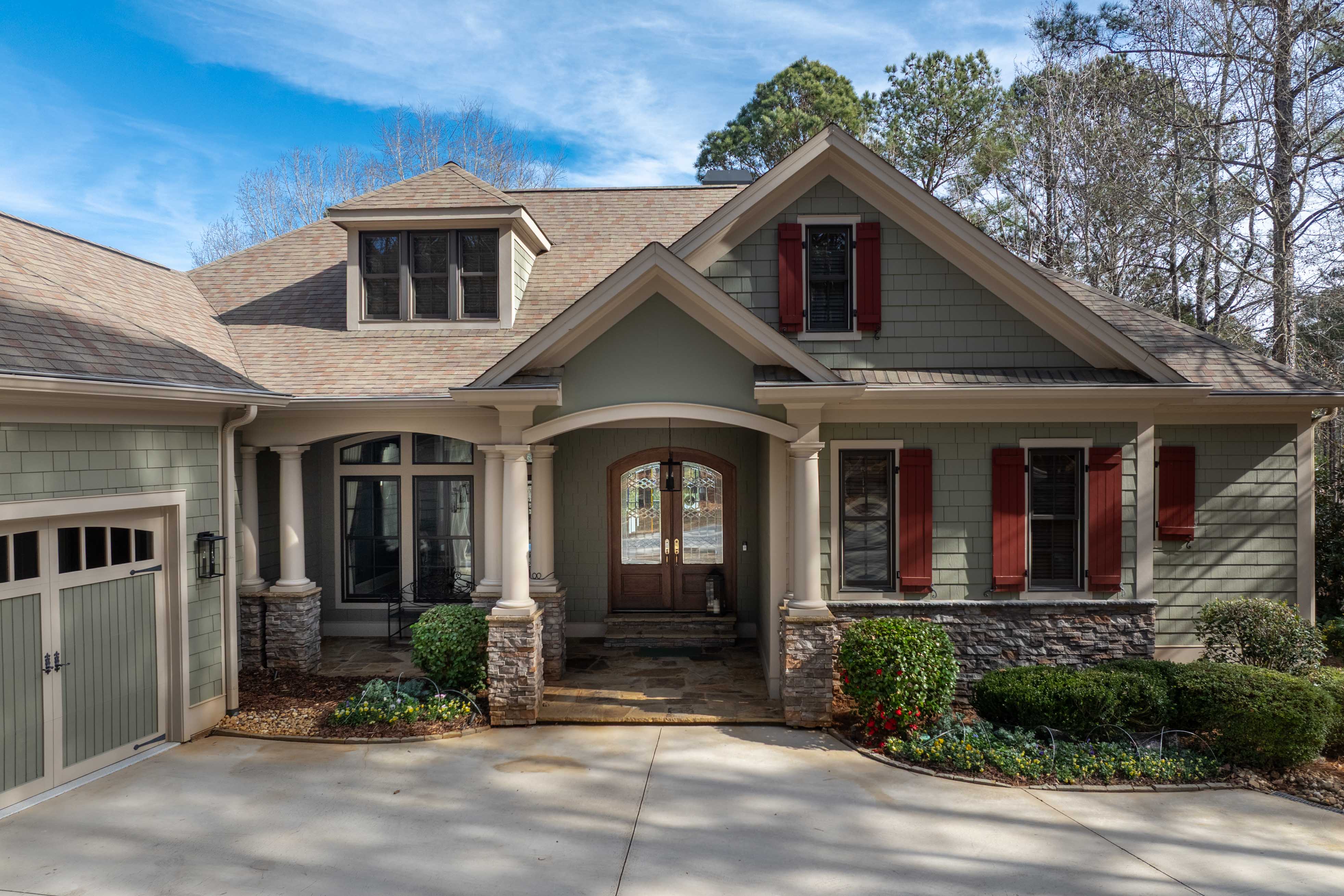 1050 Montgomery Drive image 4